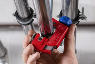 Cutting a pipe in place with a Knipex TubiX pipe cutter