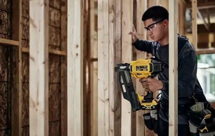 Cordless Nailers & Staplers