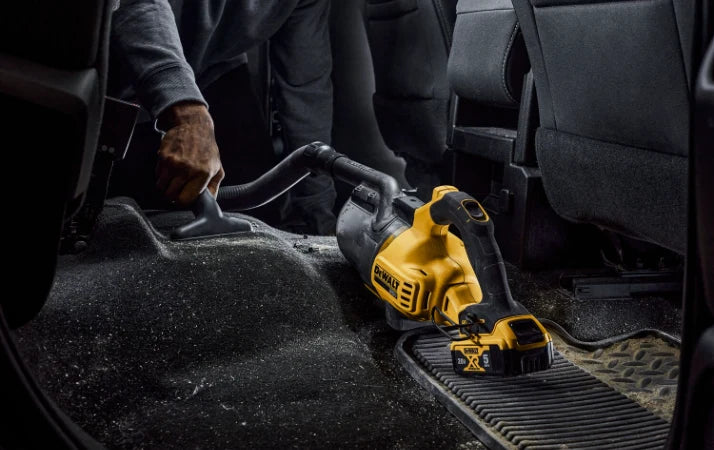 DeWalt Vacuum