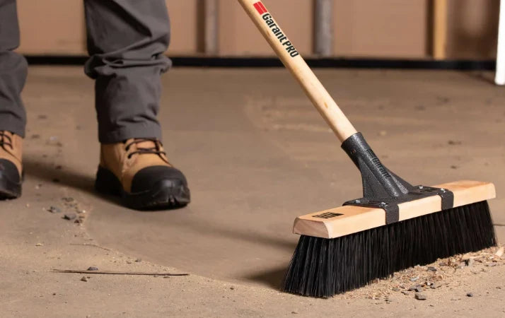 Garant Broom