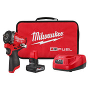 Milwaukee 2562-21 Milwaukee M12 FUEL Gen II 3/8" Stubby Impact Wrench HO Kit - kit contents