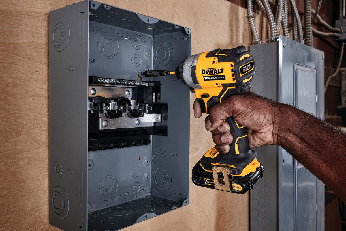 DEWALT DCF809B 20V MAX* ATOMIC Cordless Brushless 1/4 in Impact Driver Drill - in use
