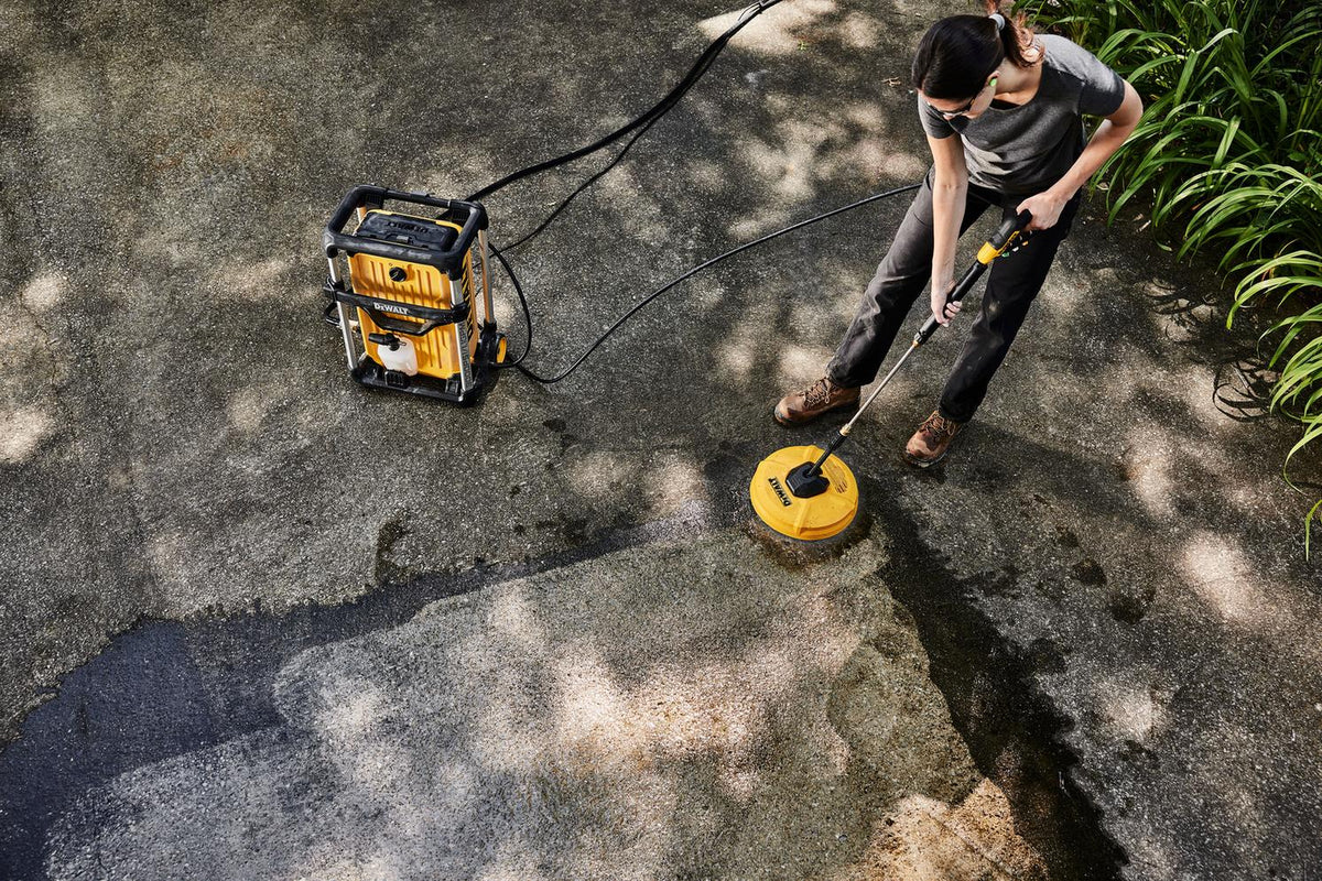 DEWALT DWZPWSC12 Surface Cleaner (12") - in use