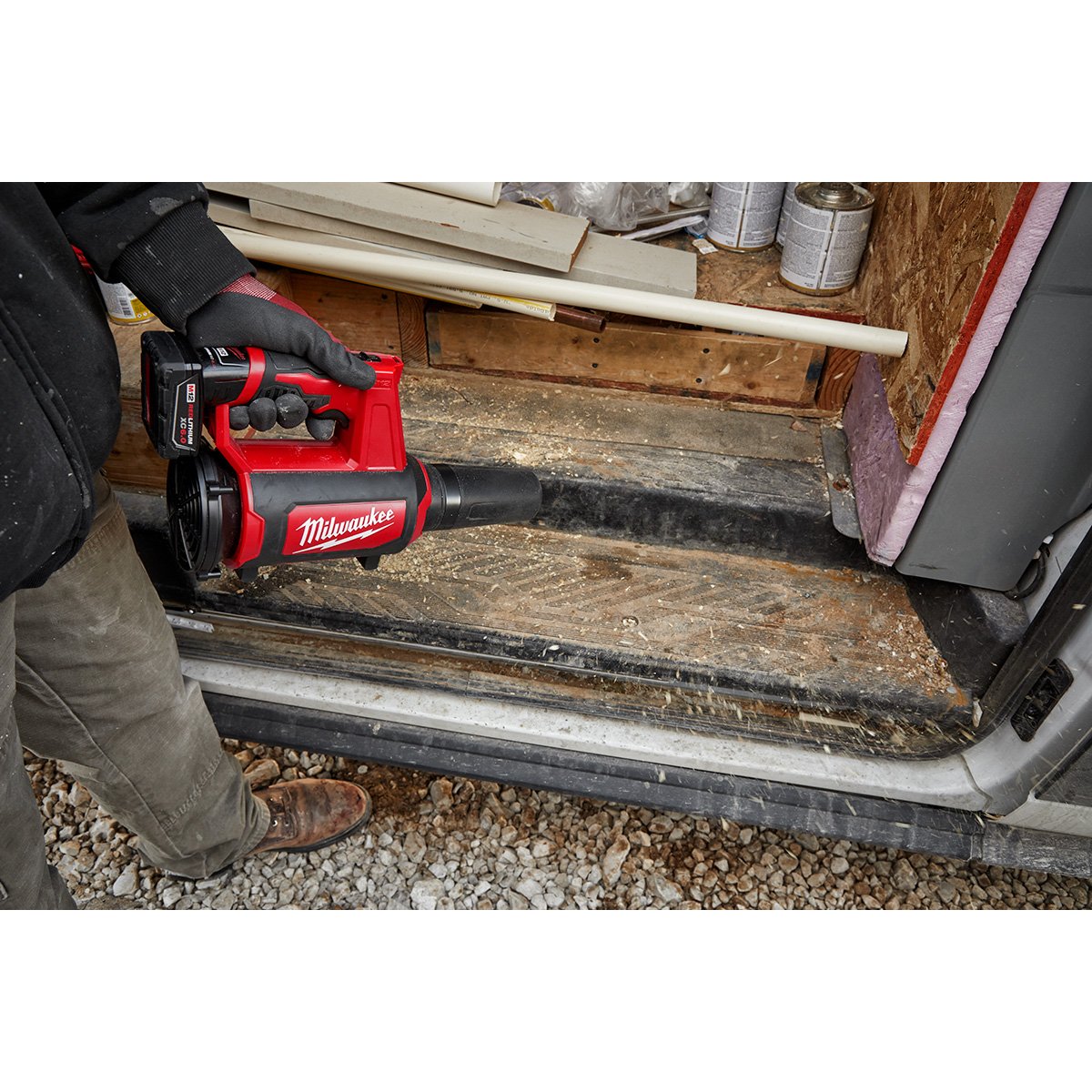 Milwaukee 0852-20 M12 COMPACT SPOT BLOWER - TOOL ONLY - in use