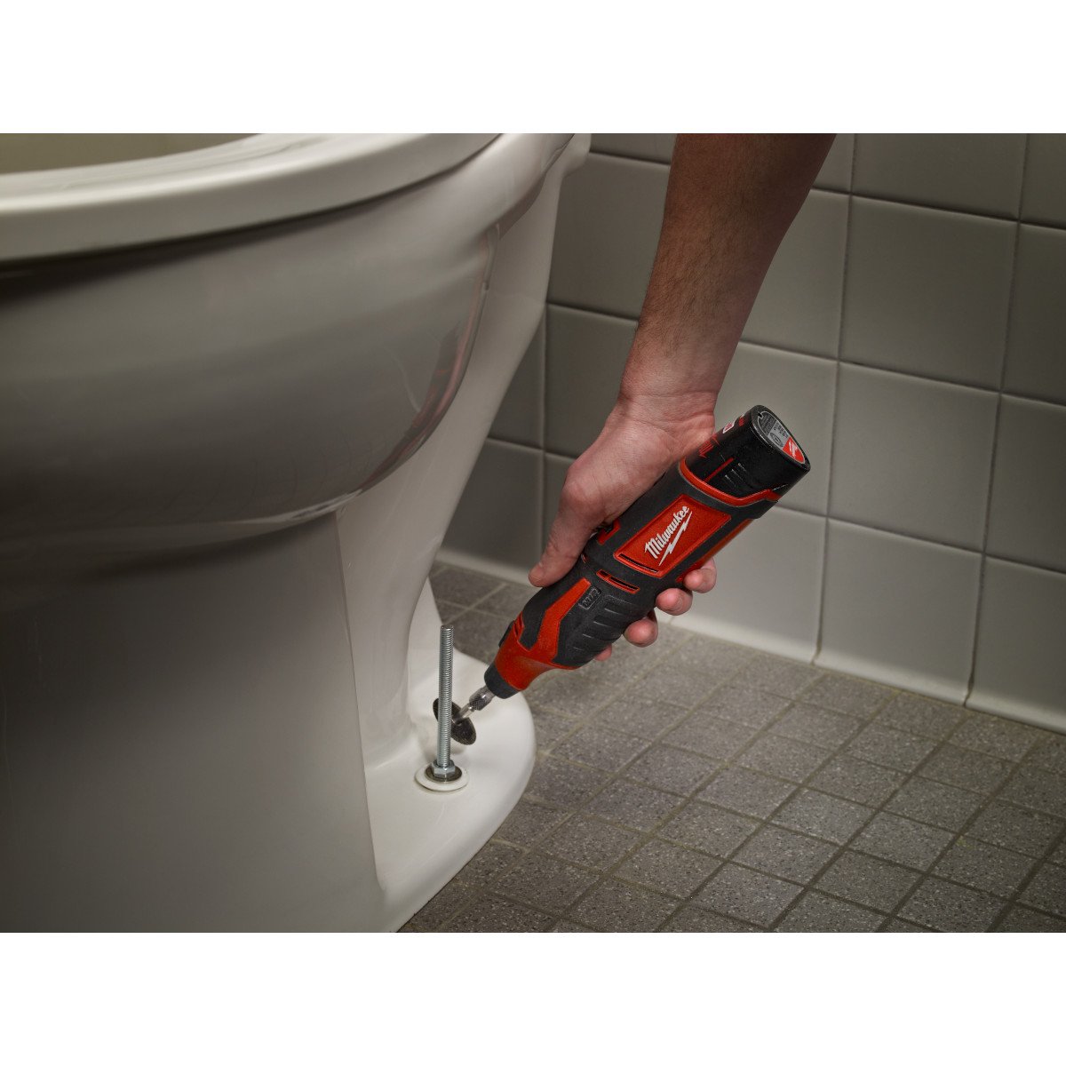 Milwaukee 2460-20 M12™ Lithium-Ion Cordless Rotary Tool - in use