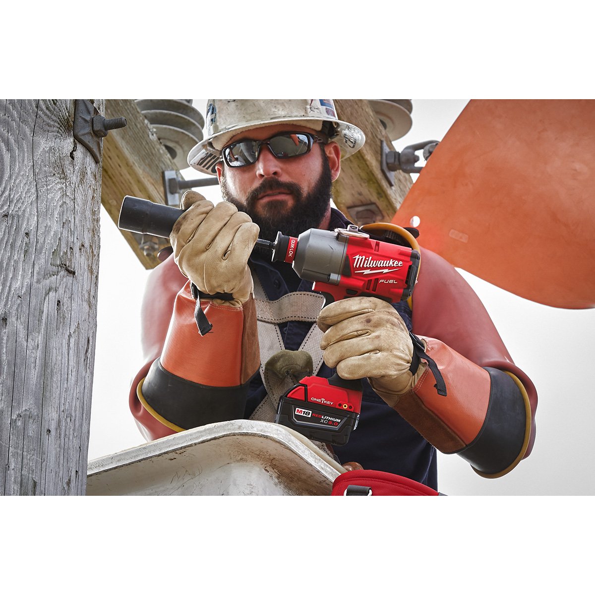 Milwaukee 2865-20 M18 FUEL™ 7/16 in. Hex Utility HTIW w/ ONE-KEY™ - in use