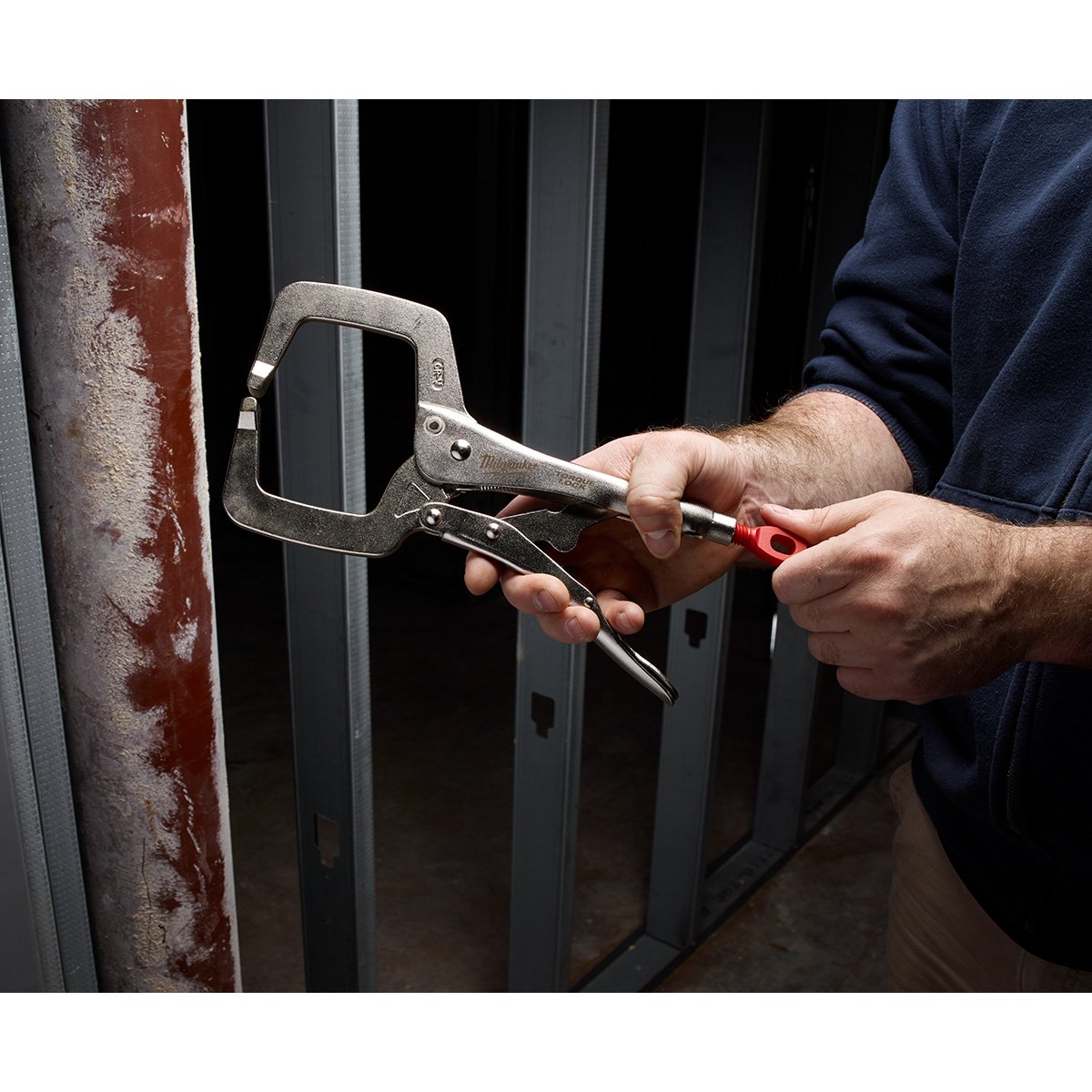 Milwaukee 48-22-3531 11 in. TORQUE LOCK™ Locking C-Clamp With Regular Jaws - in use