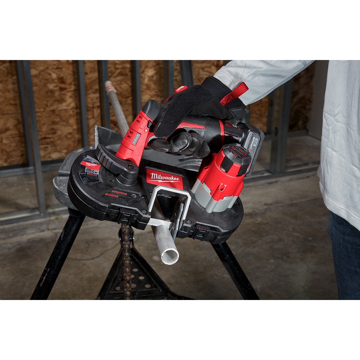 Milwaukee 48-39-0711 Extreme Thin Metal Band Saw Blades 3PK Sub Compact - in use