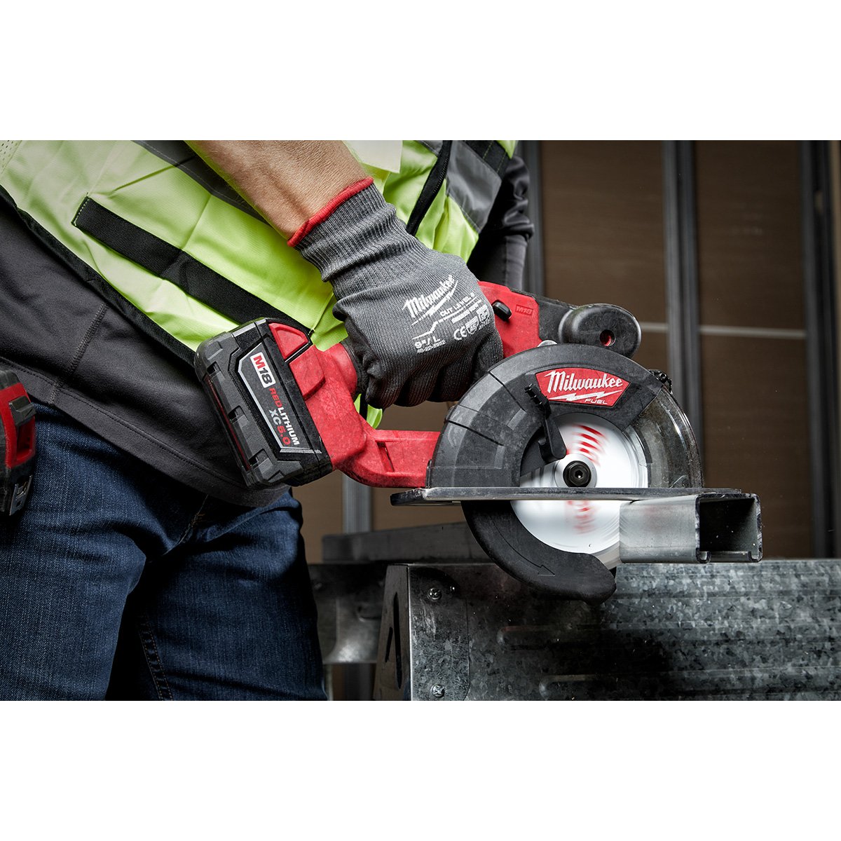 Milwaukee 48-40-4070 5-3/8 in. 30T Ferrous Metal Circular Saw Blade - in use
