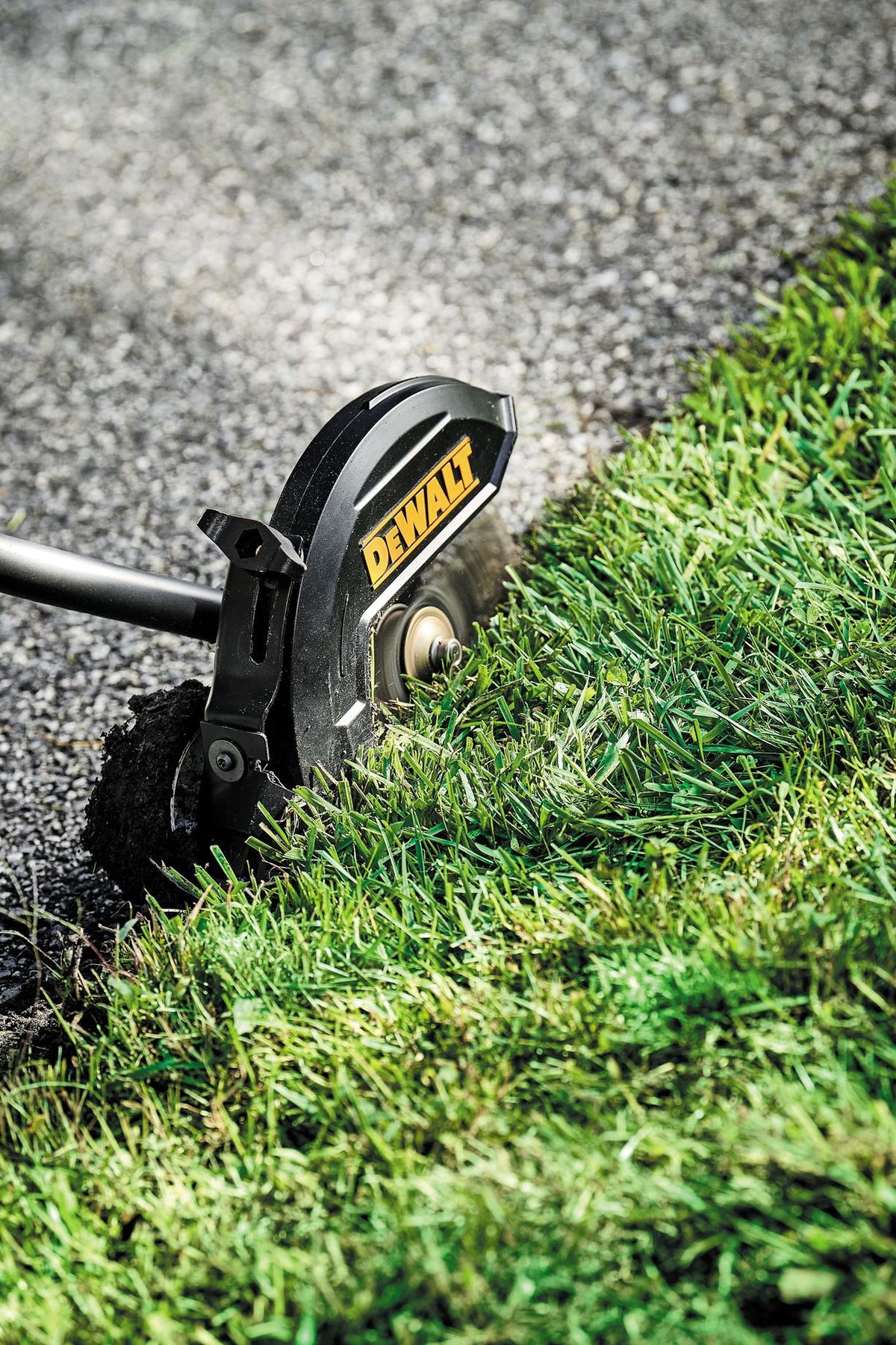 DEWALT DWOAS4ED Edger Attachment - in use
