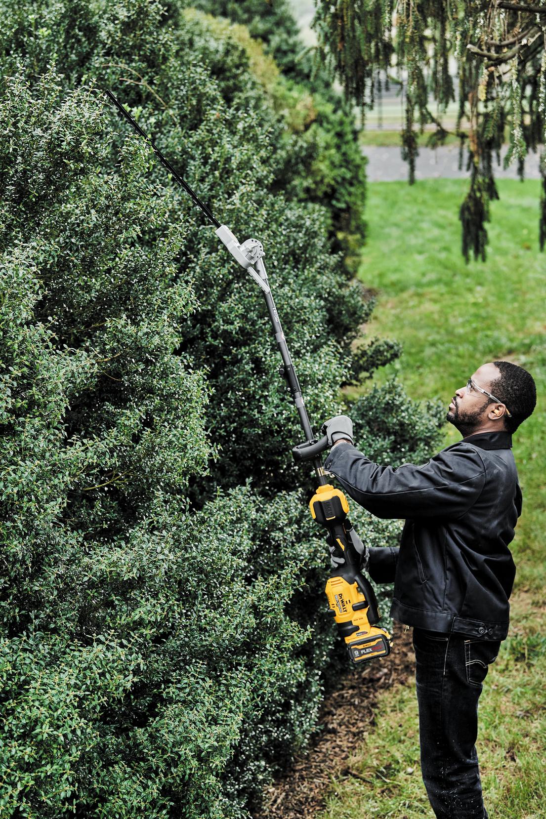 DEWALT DWOAS8HT Articulating Hedge Trimmer Attachment - in use