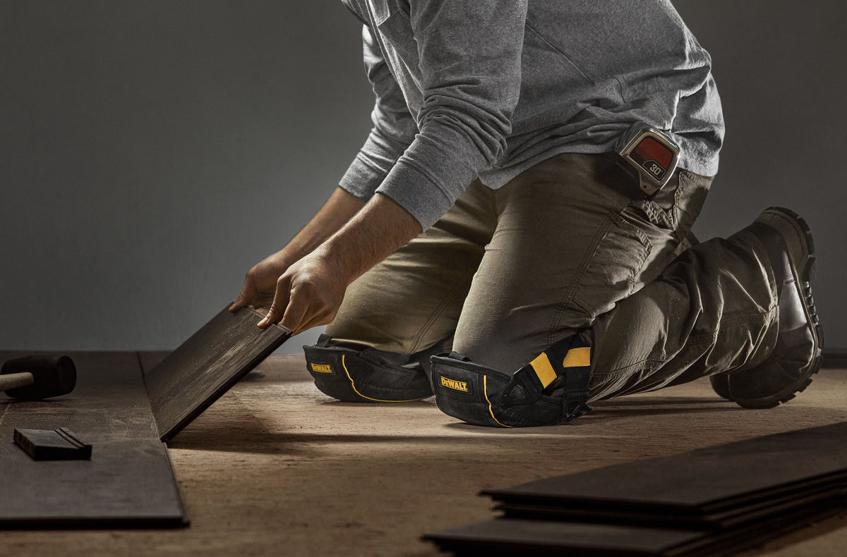 DEWALT DWST590014 Flooring Knee Pads with Gel - in use