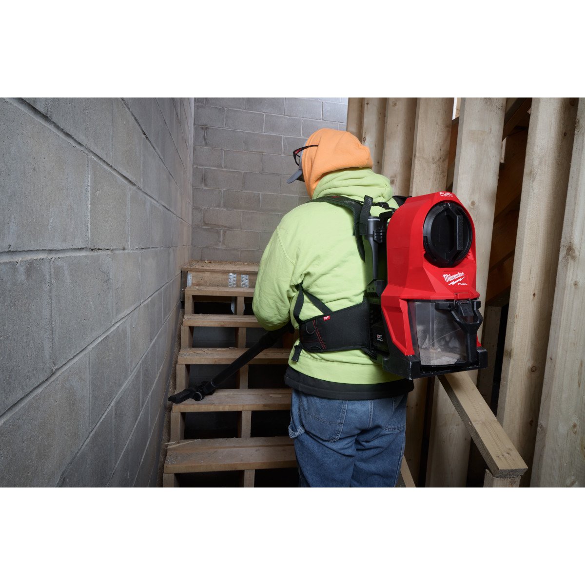 Milwaukee 0895-20 M18 FUEL™ 3-in-1 Backpack Vacuum - in use