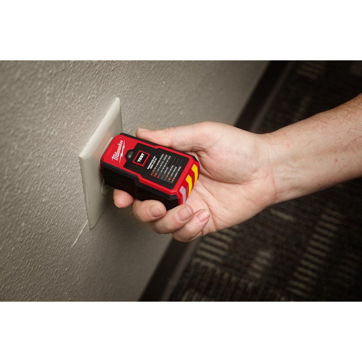 Milwaukee 2222-20 Circuit Breaker Finder w/ LED - in use