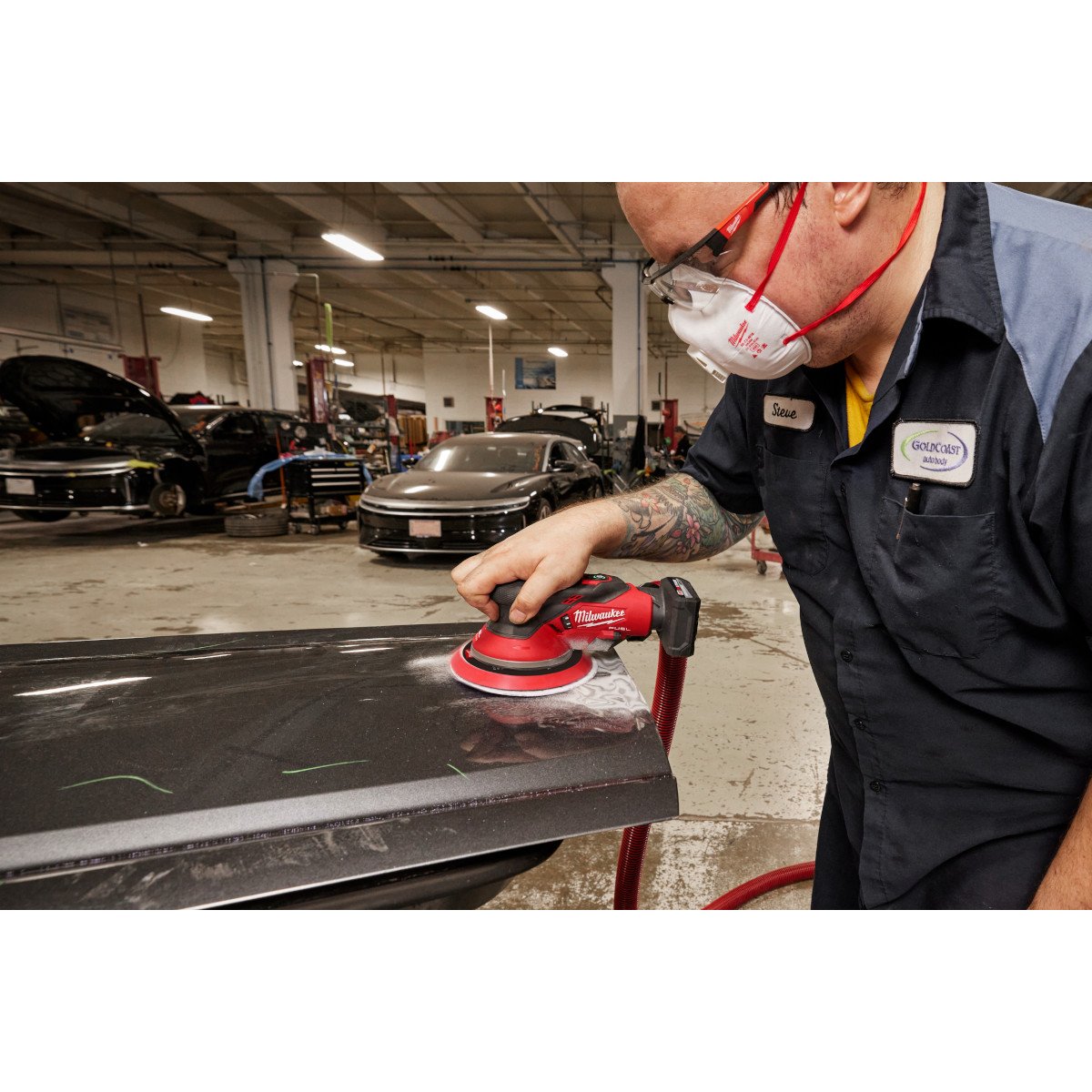 Milwaukee 2585-20 M12 FUEL™ 6" Random Orbital Sander (3/16") - in use