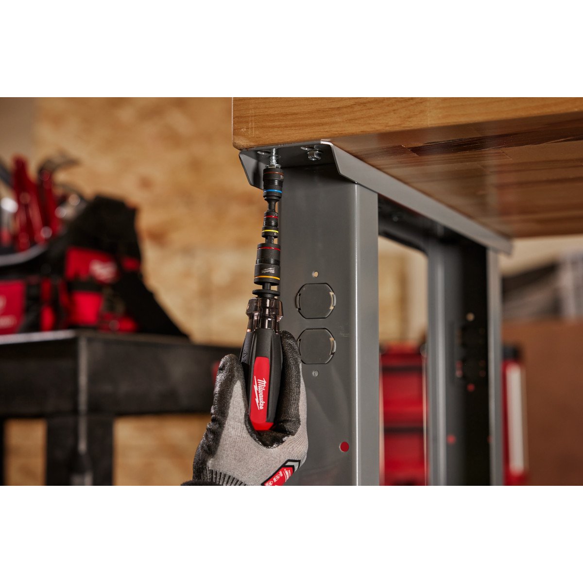 Milwaukee 48-22-2921 Multi-Nut Driver W/ SHOCKWAVE Impact Duty™ Magnetic Nut Drivers - in use