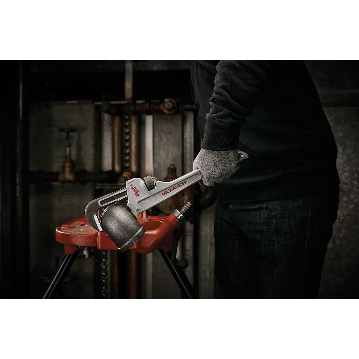 Milwaukee 48-22-7214 14 in. Aluminum Pipe Wrench - in use
