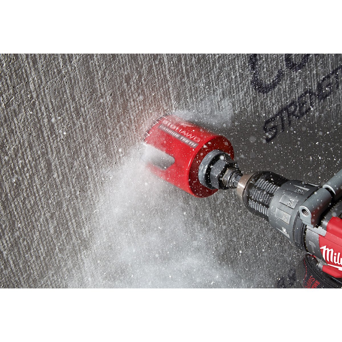 Milwaukee 49-56-9220 BIG HAWG™ with Carbide Teeth - in use