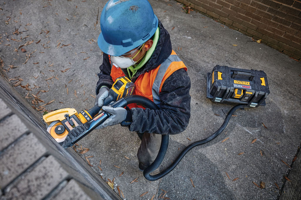 DEWALT DCG418X2 Gen 2 - 60V BRUSHLESS 4-1/2"-6" GRINDER KIT (2 - DCB609) - in use