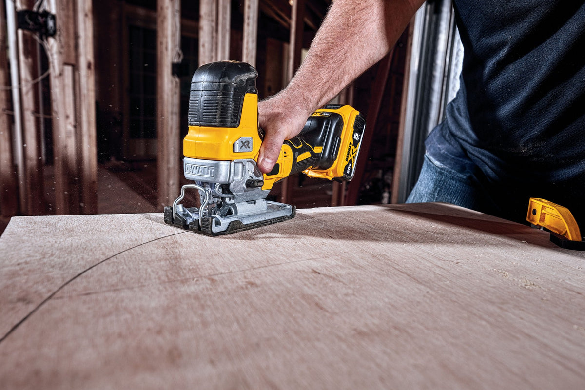 DEWALT DCS335B 20V MAX* XR® Brushless Barrel Grip Jig Saw (Tool Only) - in use