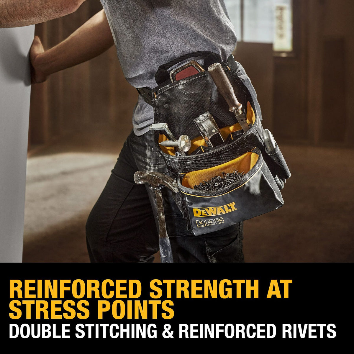 DEWALT DWST540101 Single Pouch 2023 - feature callout