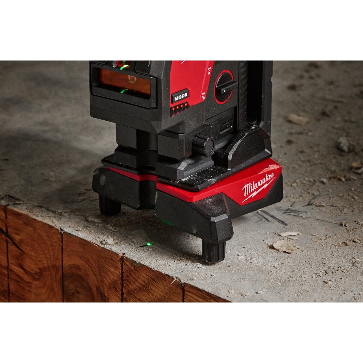 Milwaukee 48-35-1314 Wireless Laser Alignment Base w/ Remote - in use