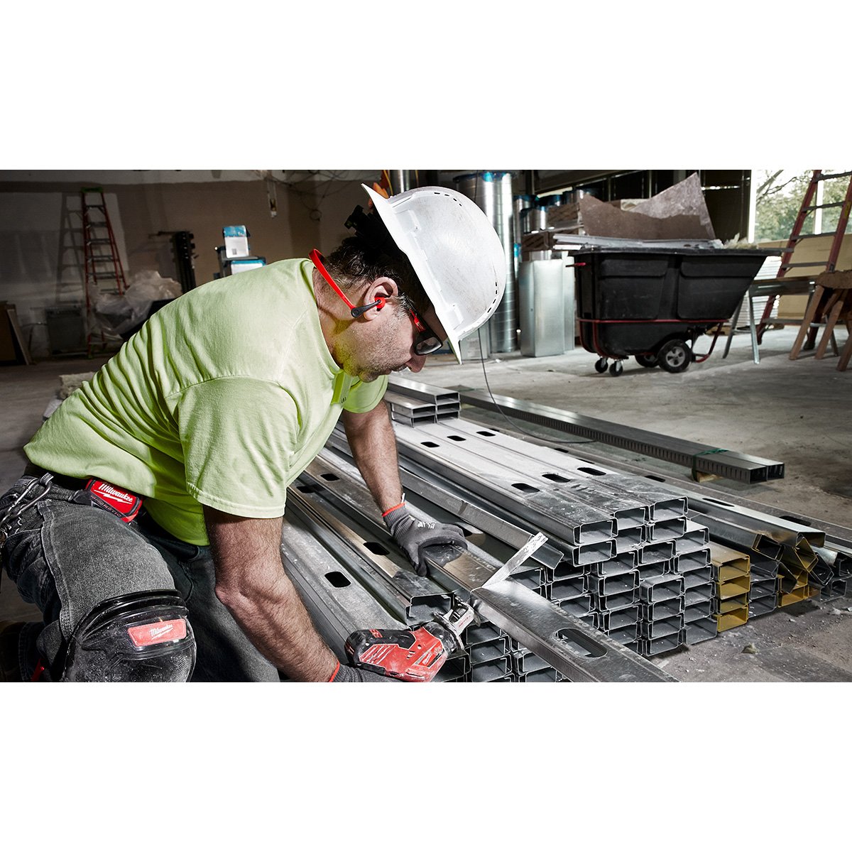 Milwaukee 48-73-3201 Banded Ear Plugs - in use