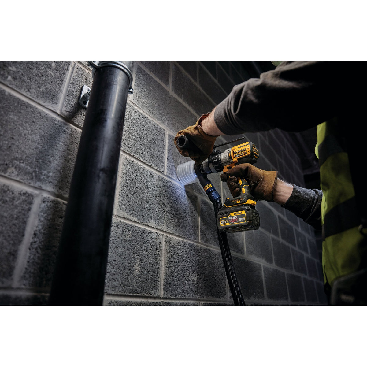 DEWALT DCB606-2 FLEXVOLT 20V/60V MAX 6.0Ah Battery 2-Pack - in use