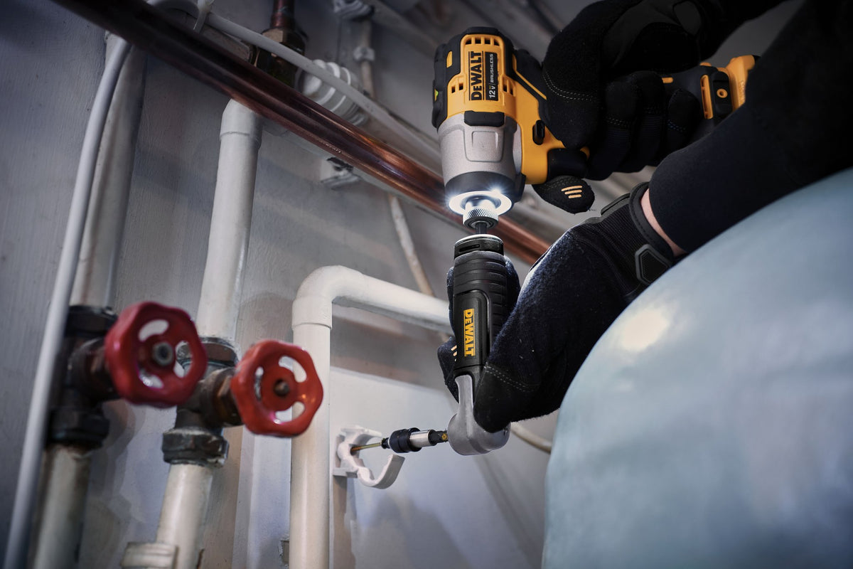 DEWALT DWAMRASETFT FLEXTORQ Right Angle Drill Adaptor, FLEXTORQ, 4-In-1 System, Compact, Straight Flexible Sh - in use