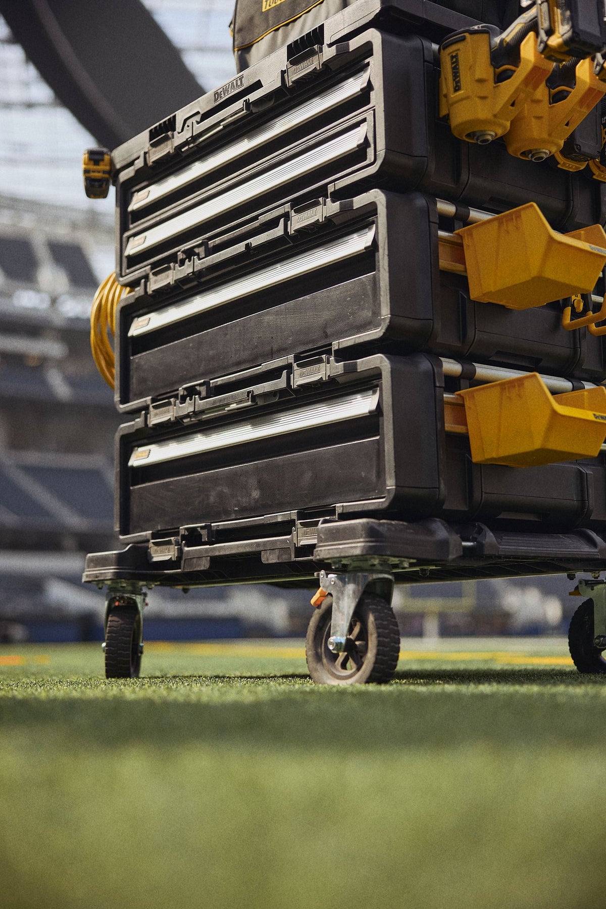 DEWALT DWST08520 TOUGHSYSTEM® 2.0 DXL™ 30 in. 2 Drawers - in use