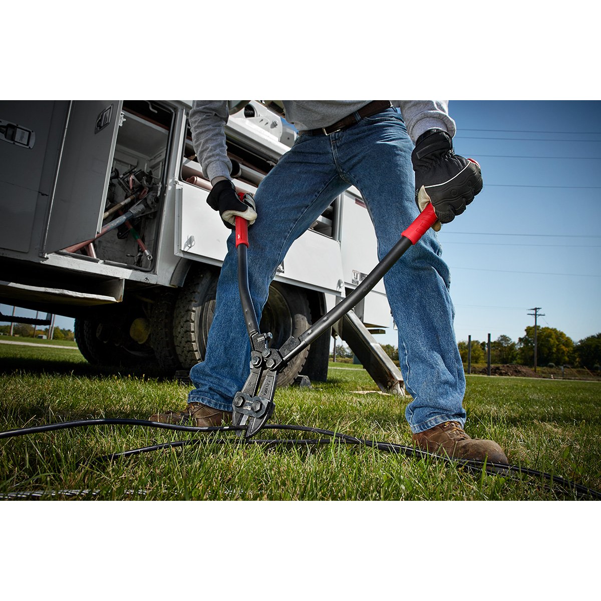 Milwaukee 48-22-4024 24 in. Bolt Cutter - in use