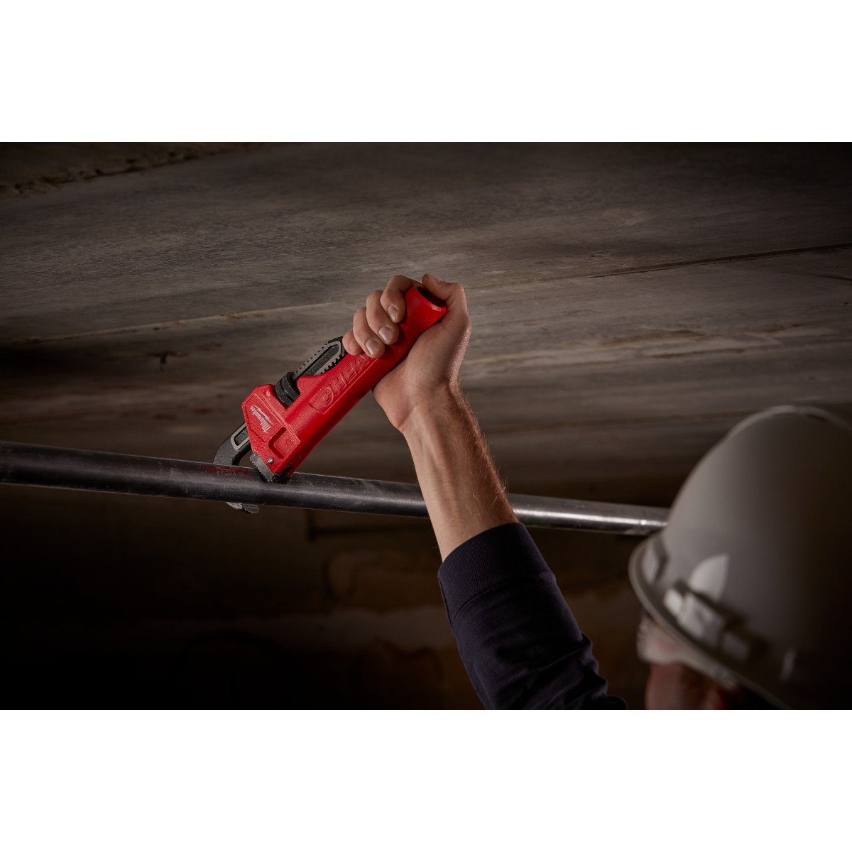 Milwaukee 48-22-7314 Cheater Pipe Wrench - in use