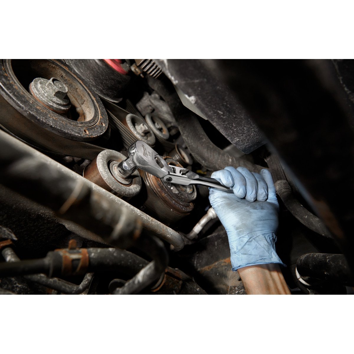 Milwaukee 48-22-9039 3/8" Drive 9" Flex Head Ratchet - in use