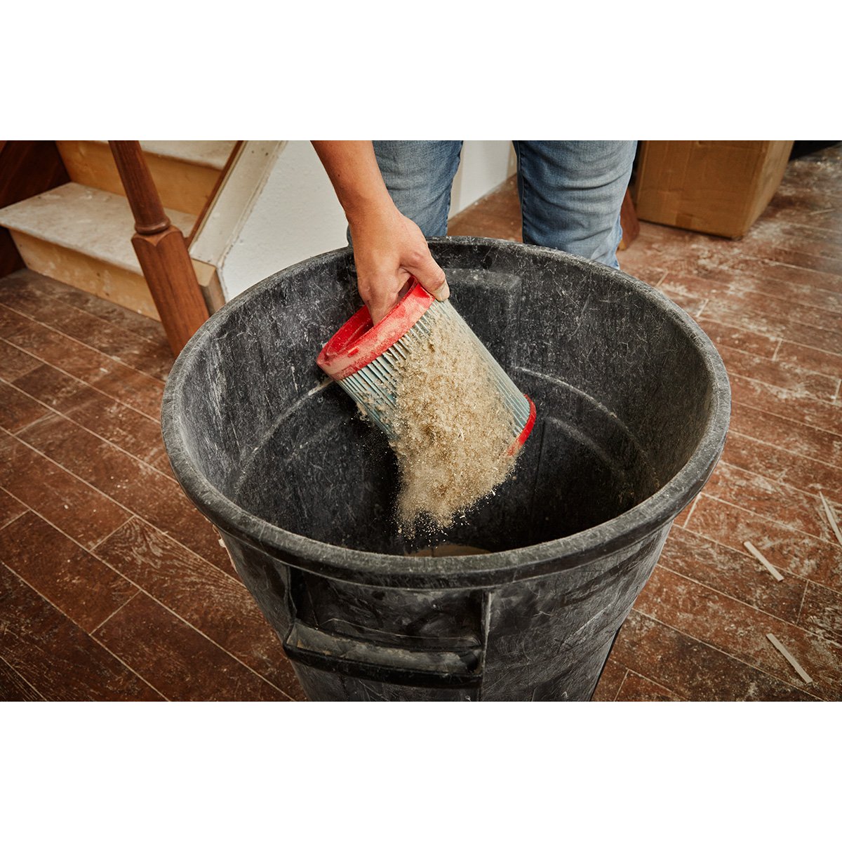 Milwaukee 49-90-1978 Large Wet/Dry Vacuum High Efficiency Filter - in use