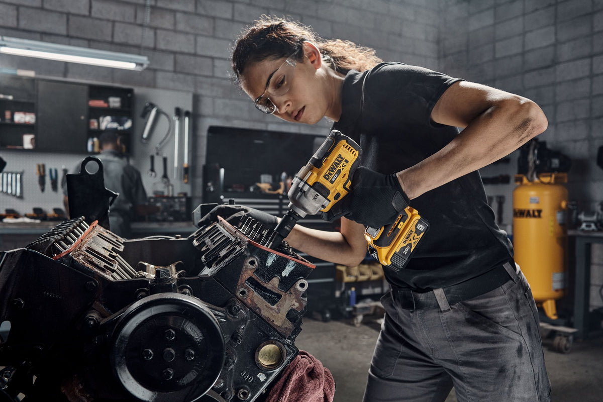 DEWALT DCF891B 20V MAX* XR® 1/2 in. Mid-Range Impact Wrench with Hog Ring Anvil (Tool Only) - in use