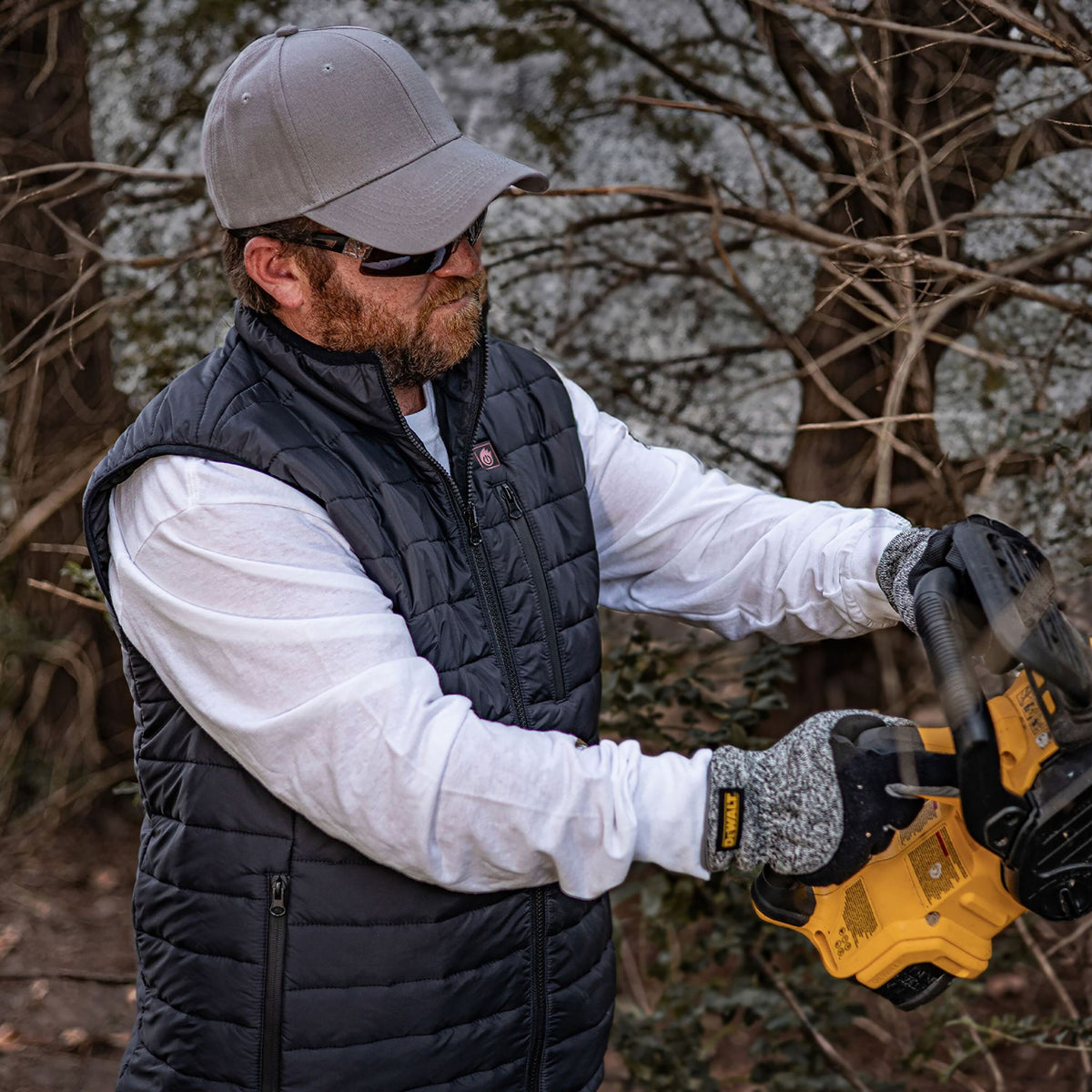 DEWALT DCHV095BD1-L Men's Heated Puffer Vest Kit (Large) - in use
