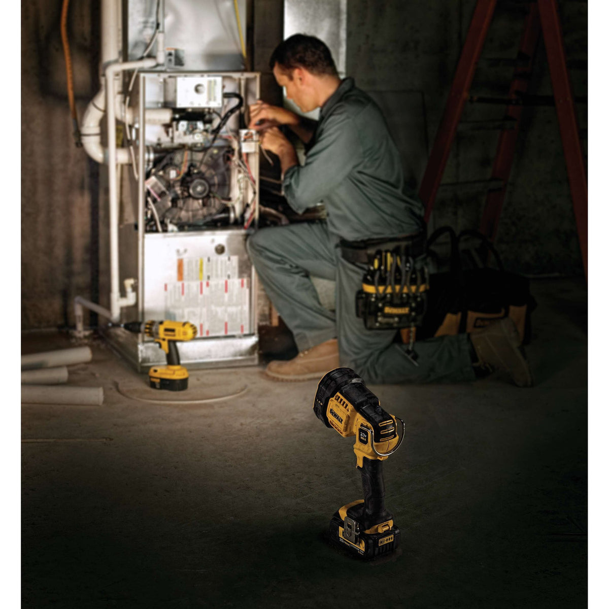 DEWALT DCL043 20V MAX* LED Work Light, Pivoting Head - in use
