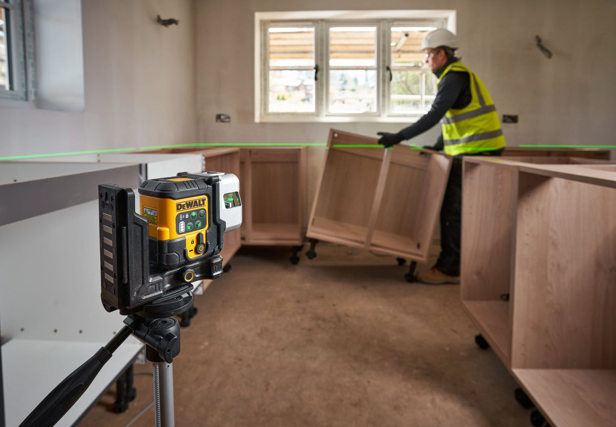 DEWALT DCLE14301GB USB Rechargeable Green 3 X 180 Degree Line Laser Base Kit - in use