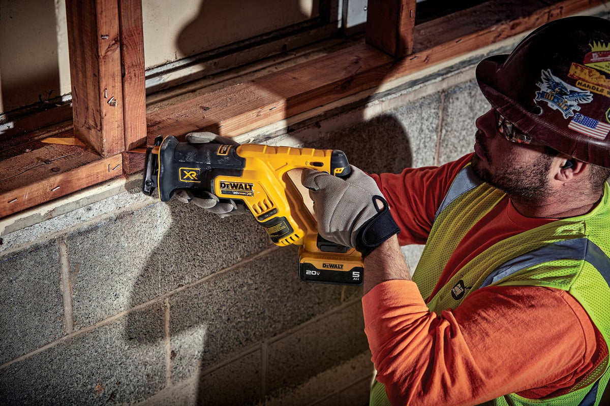 DEWALT DCS367B 20V MAX XR Brushless Compact Reciprocating Saw (Tool Only) - in use