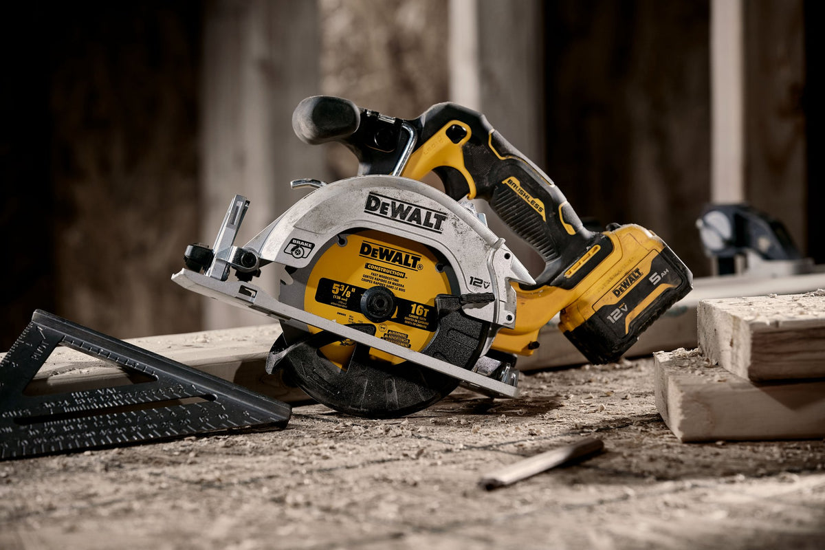 DEWALT DCS512B XTREME™ 12V MAX* 5-3/8 IN. BRUSHLESS CORDLESS CIRCULAR SAW (TOOL ONLY) - in use