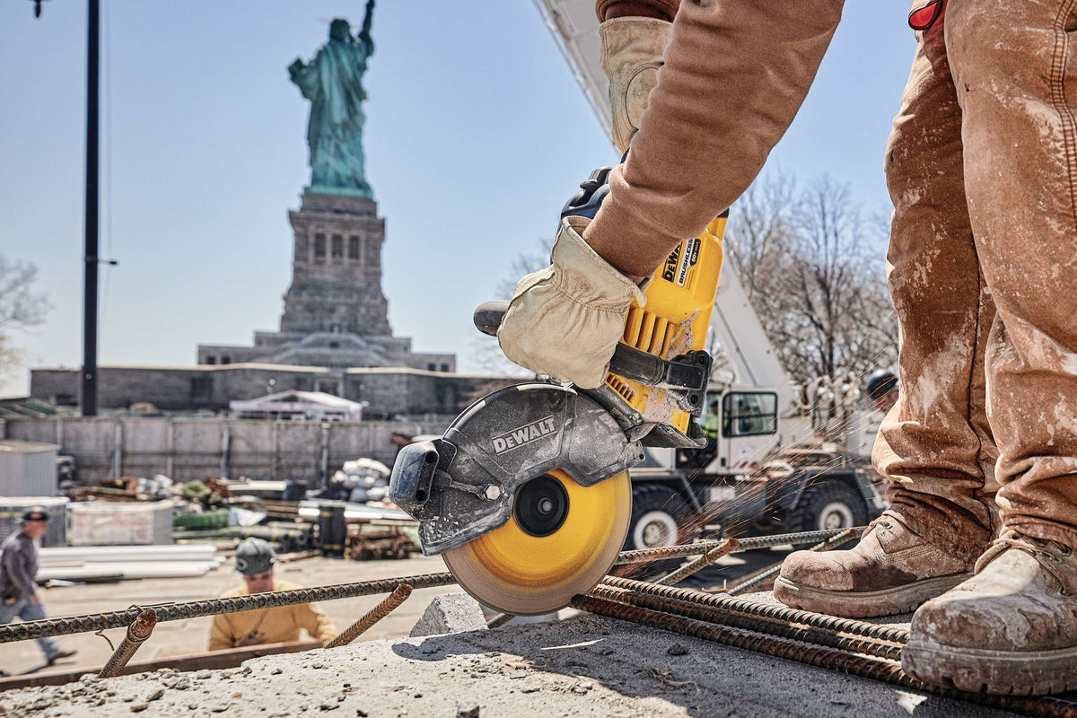 DEWALT DWAFV8918 FLEXVOLT 9 In x .045 in Ceramic Abrasive Chop / Cut-Off Blade with 7/8 in Arbor For Stainl - in use