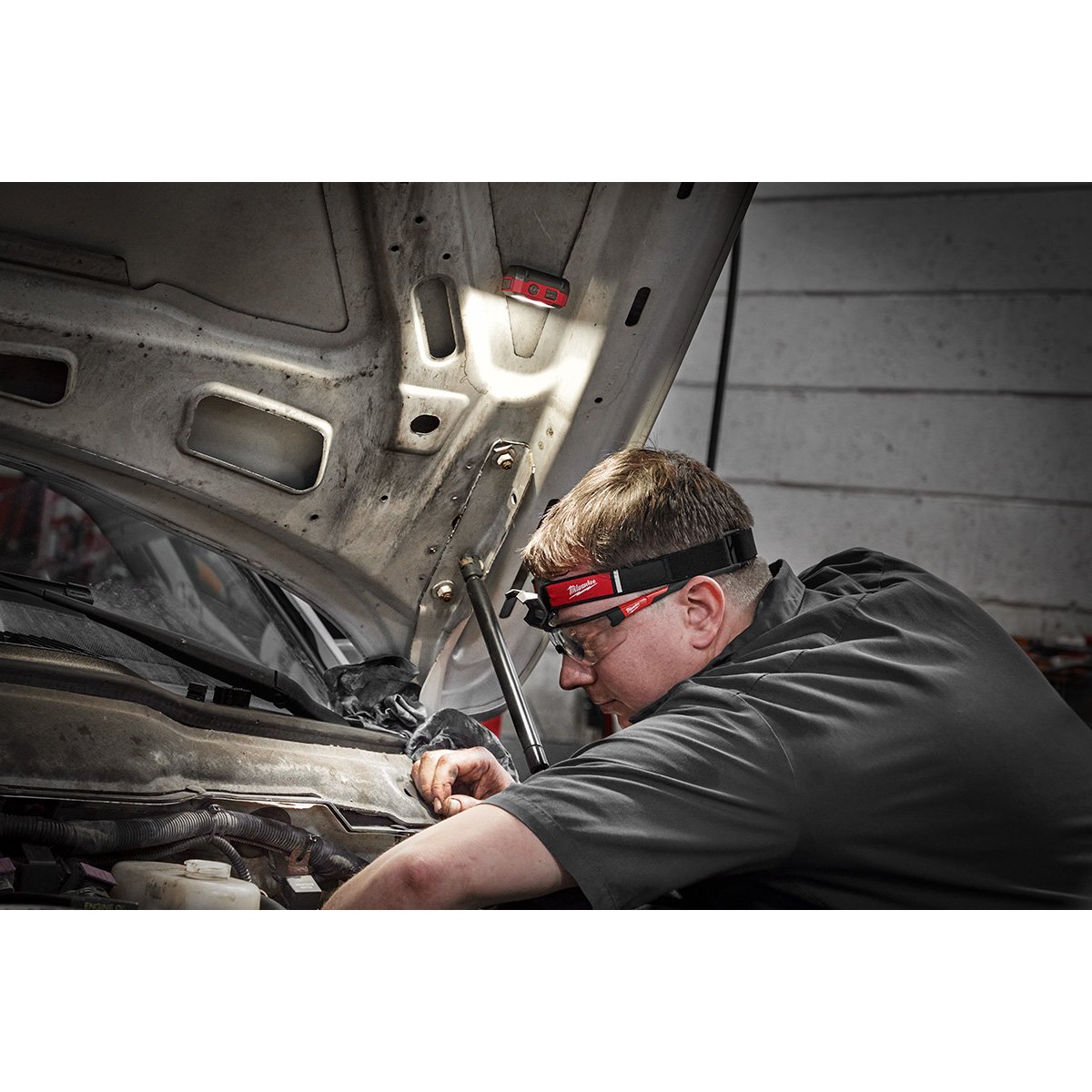 Milwaukee 2012R Rechargeable Magnetic Headlamp And Task Light - in use