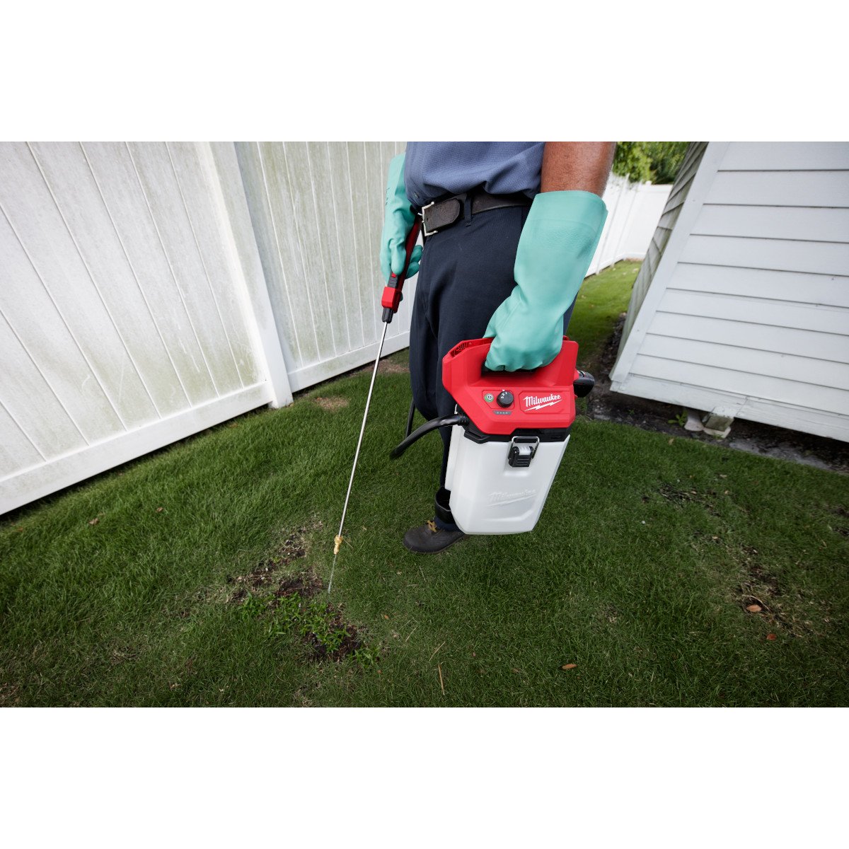 Milwaukee 2528-21G2 M12™ 2 Gallon Handheld Sprayer Kit - in use
