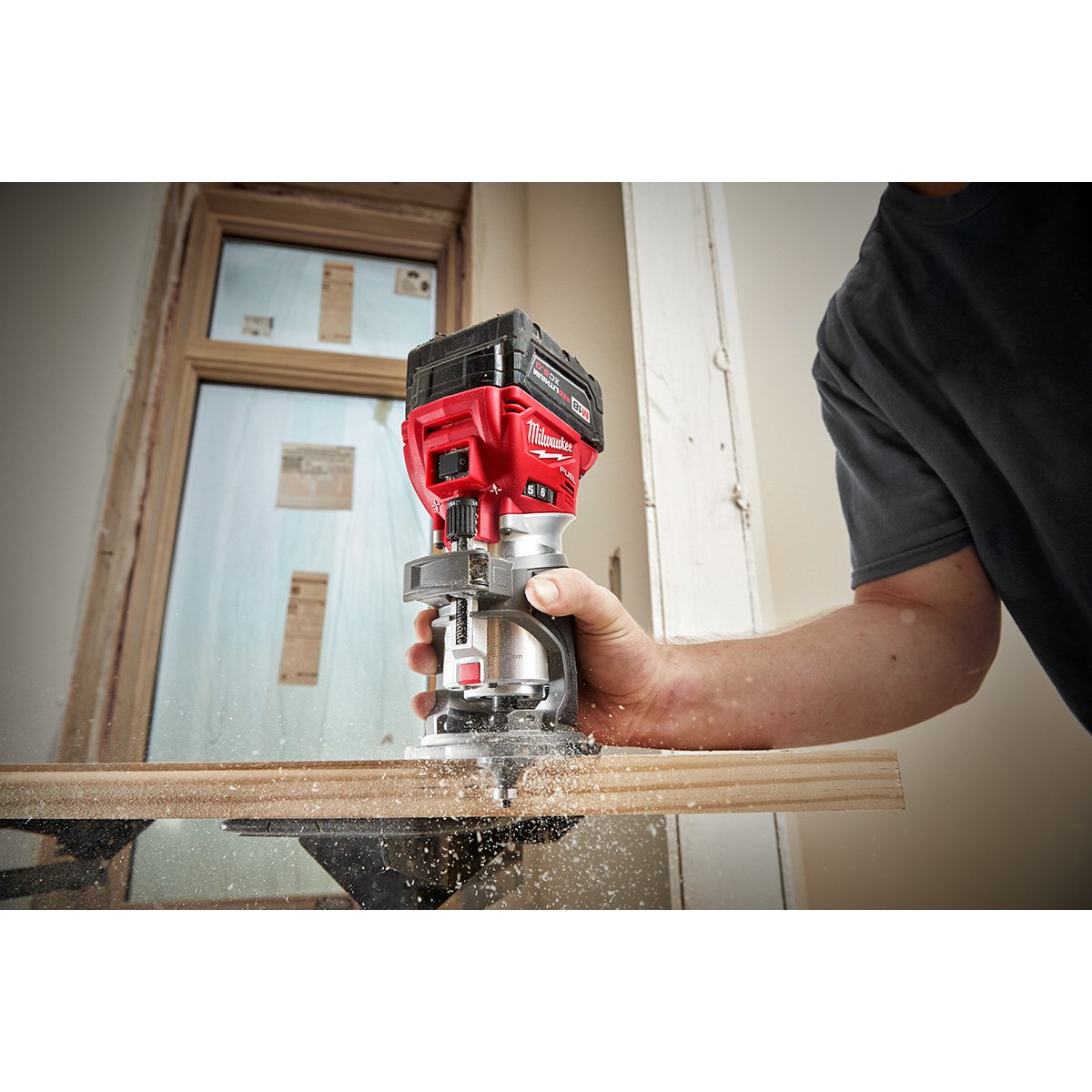 Milwaukee 2723-20 M18 FUEL™ Compact Router - in use