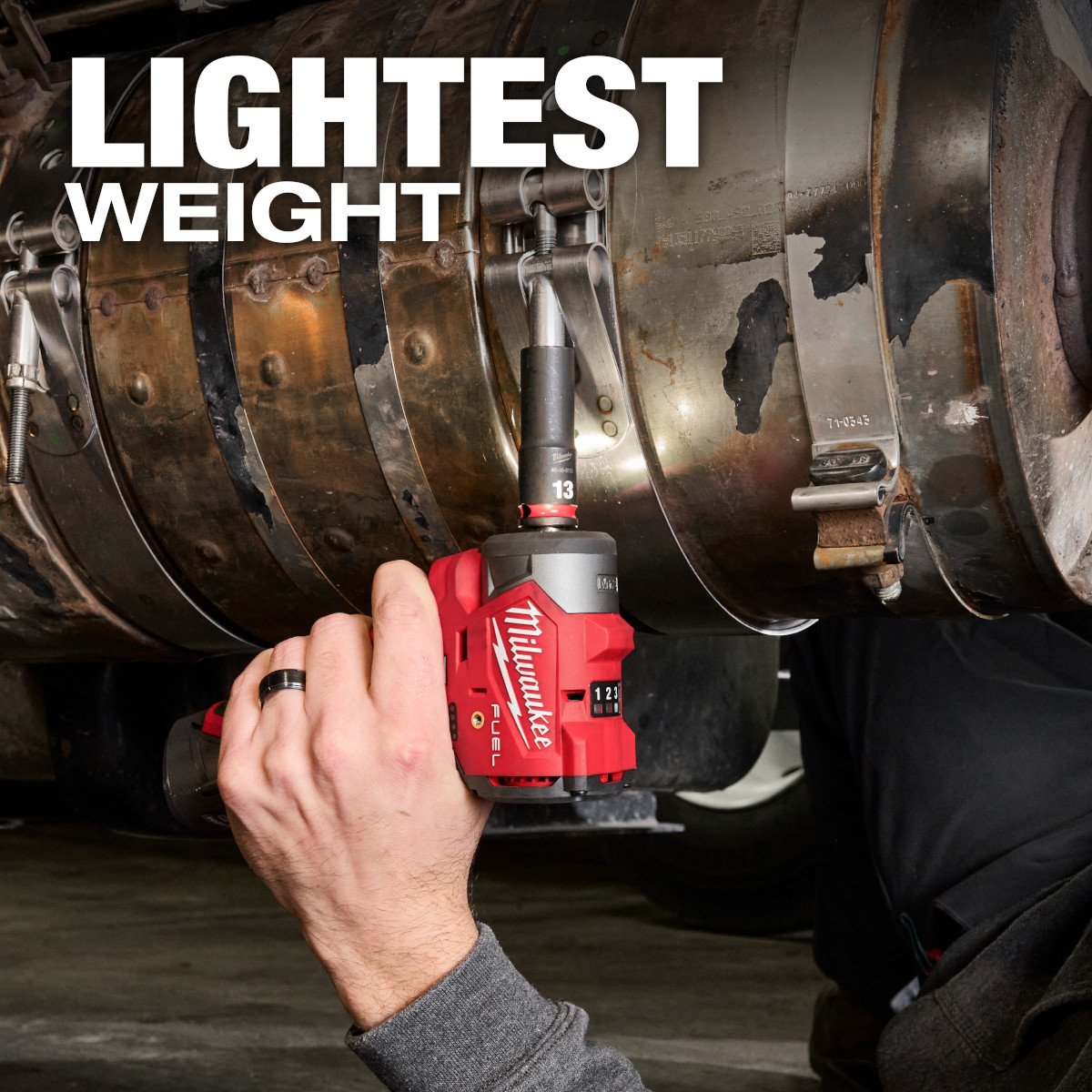 Milwaukee 3049-22 M12 FUEL™ 3/8" Subcompact Impact Wrench w/ Friction Ring Kit - feature callout