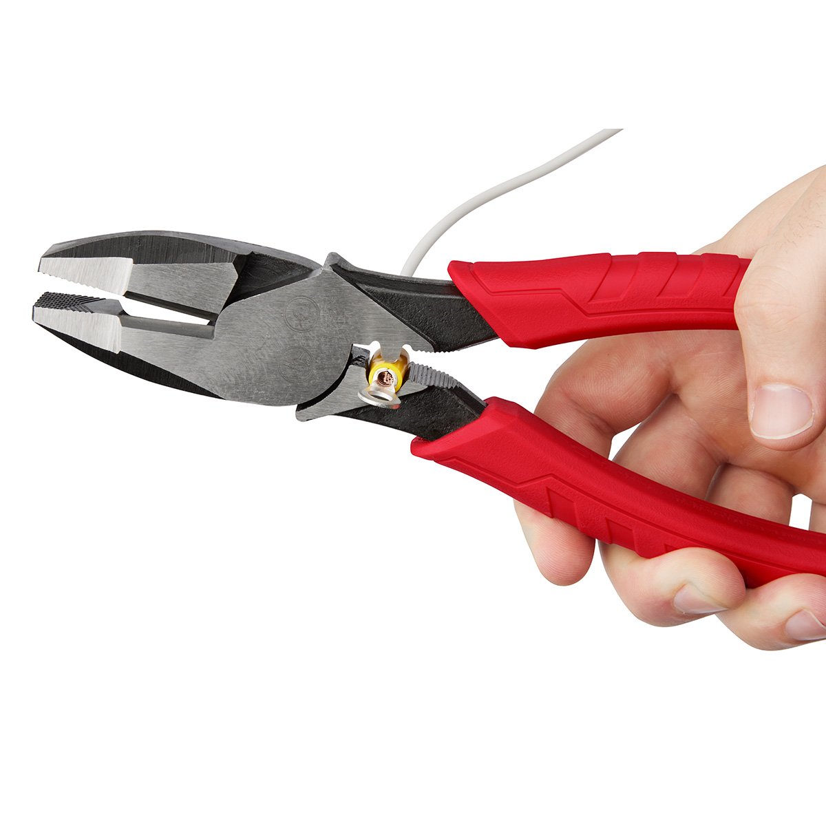 Milwaukee 48-22-6100 9 in. High Leverage Lineman's Pliers w/ Crimper - in use