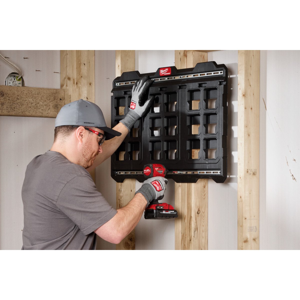 Milwaukee 48-22-8497 PACKOUT™ Large Wall Plate - in use