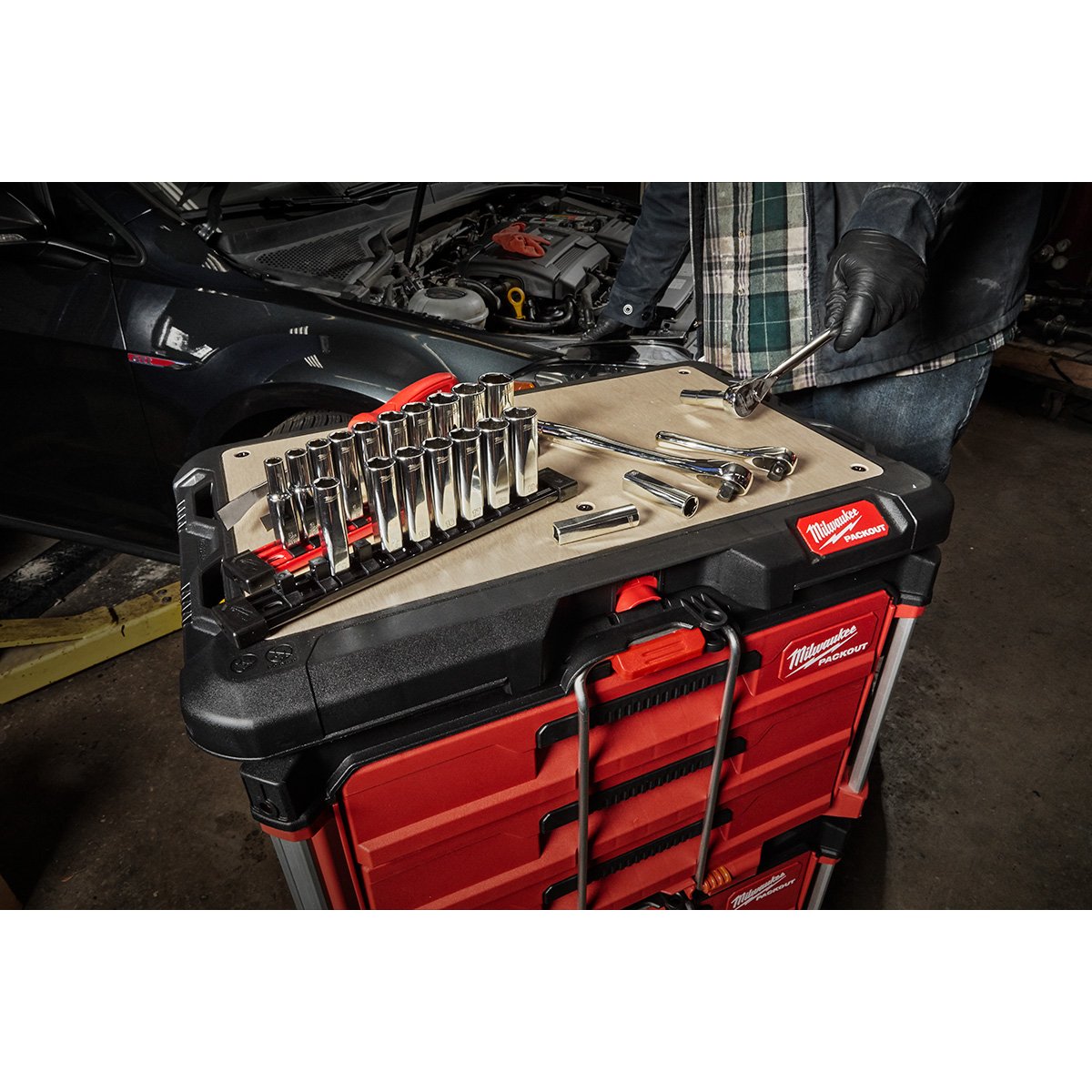 Milwaukee 48-22-9505 10pc 3/8 in. Metric Deep Well Sockets with FOUR FLAT™ Sides - in use