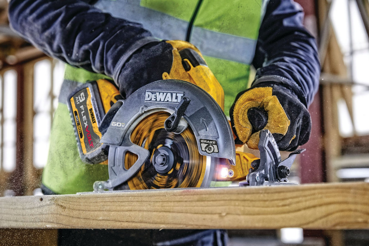 DEWALT DCS578X2 FLEXVOLT 60V MAX Brushless7-1/4 in. Cordless Circular Saw with Brake Kit - in use