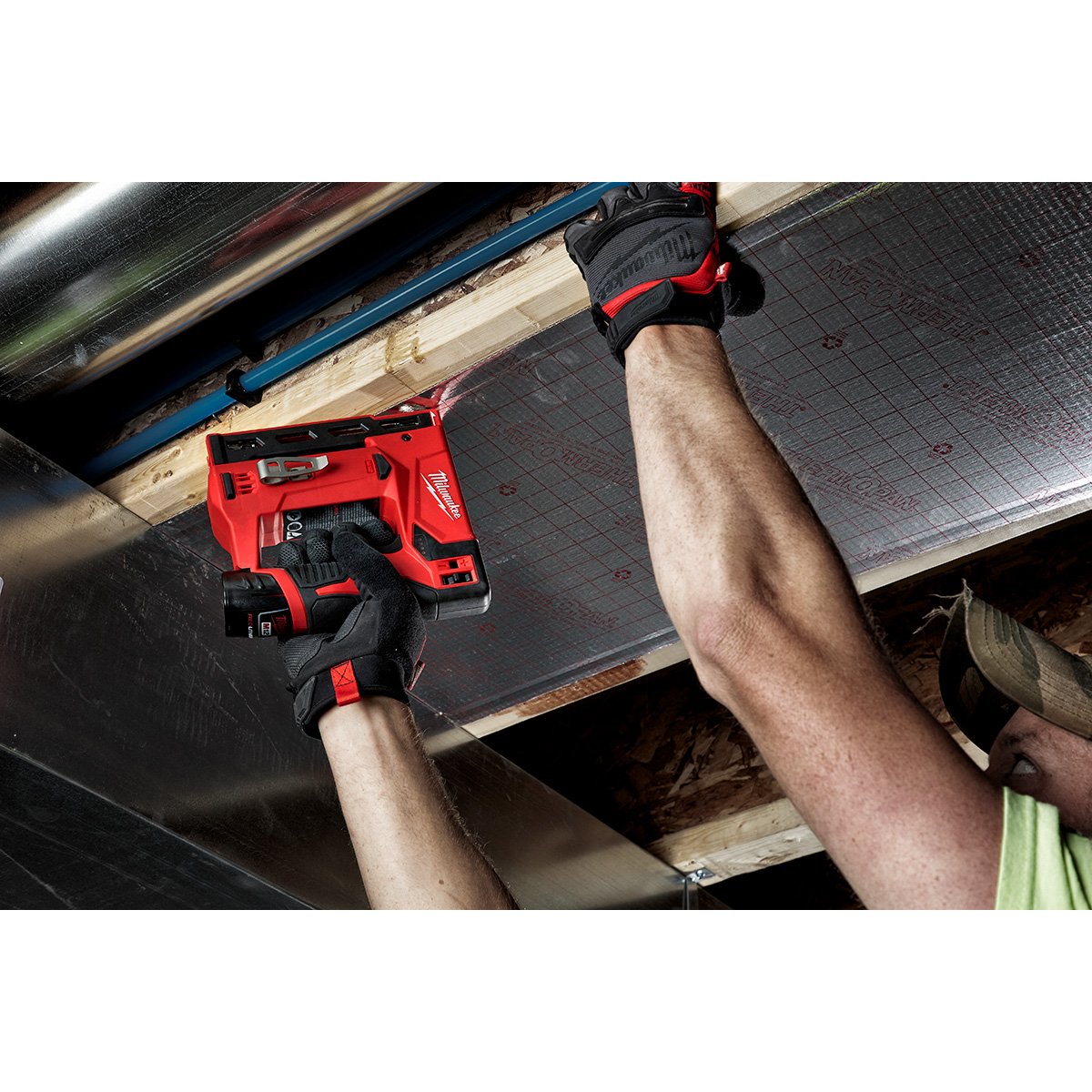 Milwaukee 2447-20 M12™ 3/8 in. Crown Stapler - in use